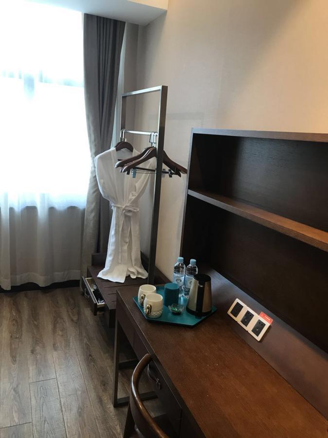Manxin Hotel Shanghai Xujiahui エクステリア 写真