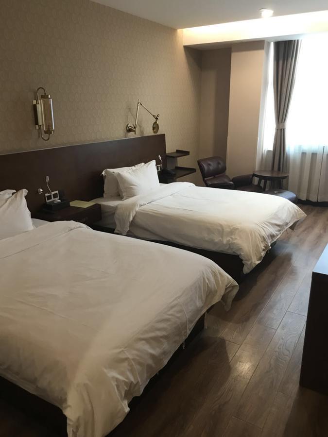 Manxin Hotel Shanghai Xujiahui エクステリア 写真