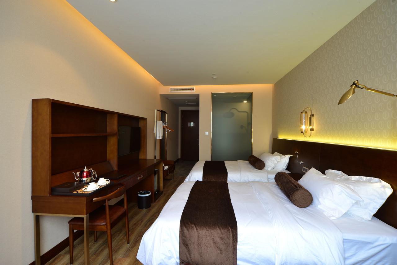 Manxin Hotel Shanghai Xujiahui エクステリア 写真